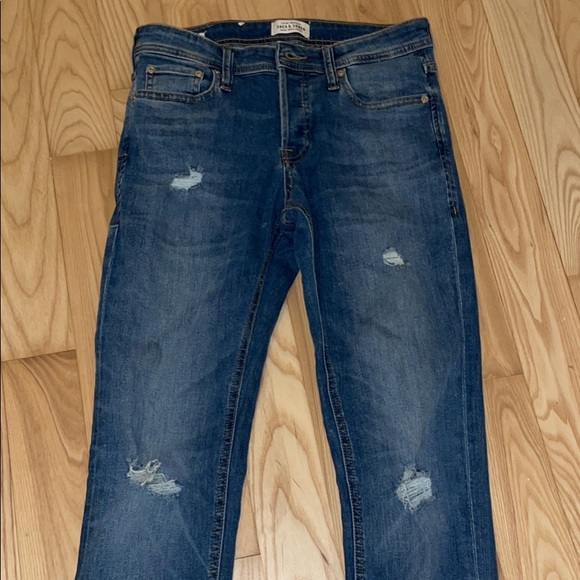 Jeans - Picture 1 of 4